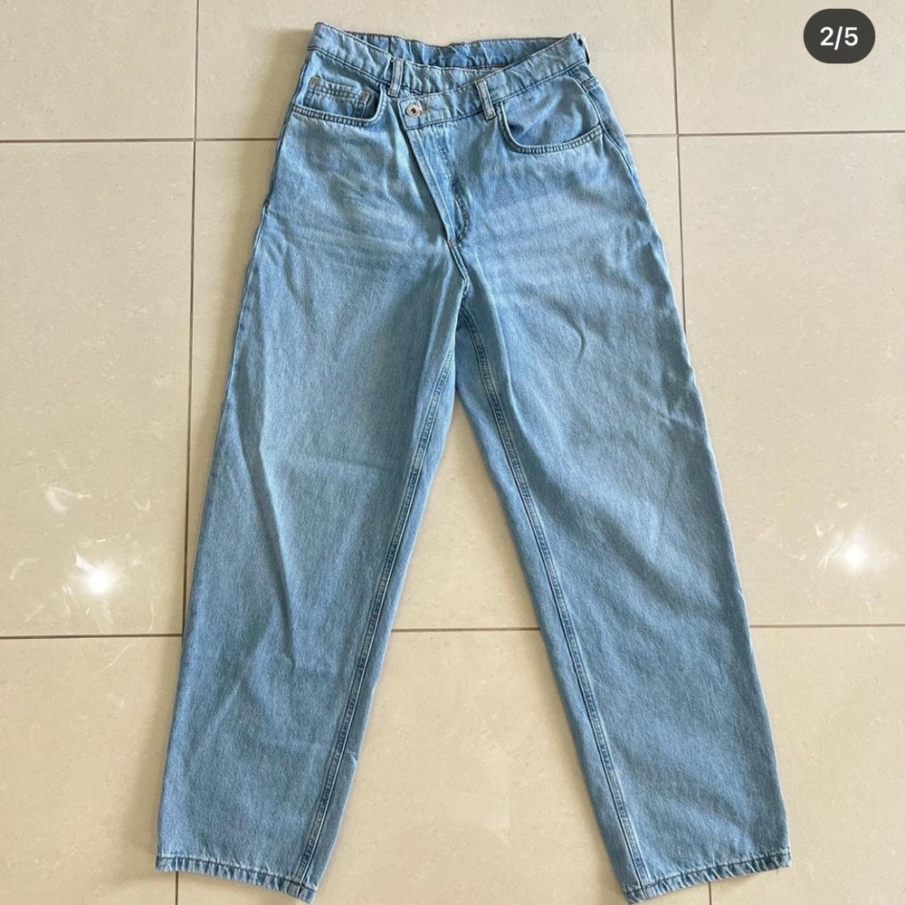 Collusion light was jeans